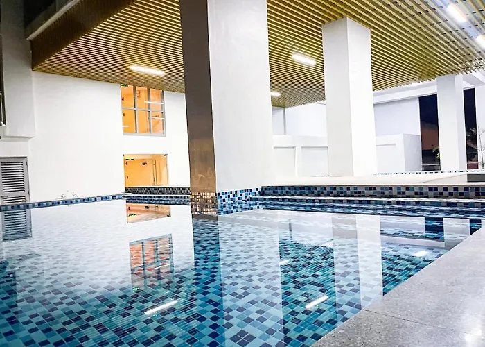 Lovely Penthouse Across Of Dreams, Airport Apartamento