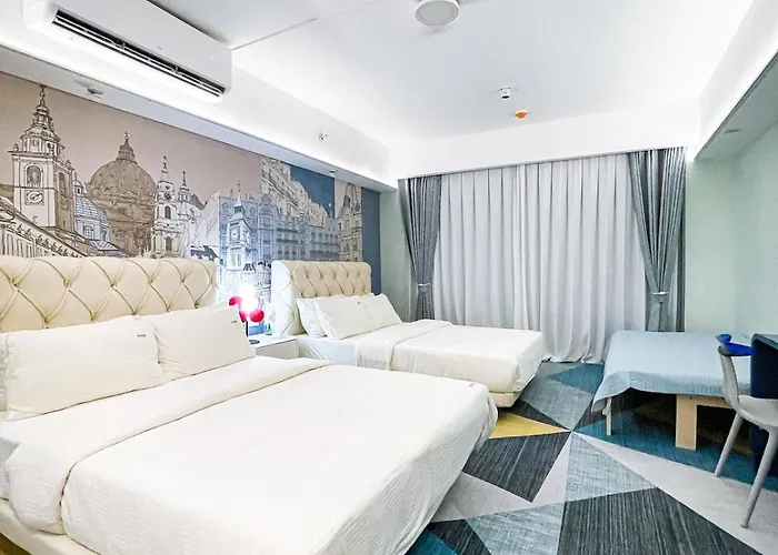 Lovely Penthouse Across Of Dreams, Airport *